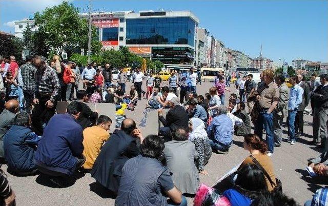 Minik Giray’dan 'soma' Protestosuna Kömürlü Destek