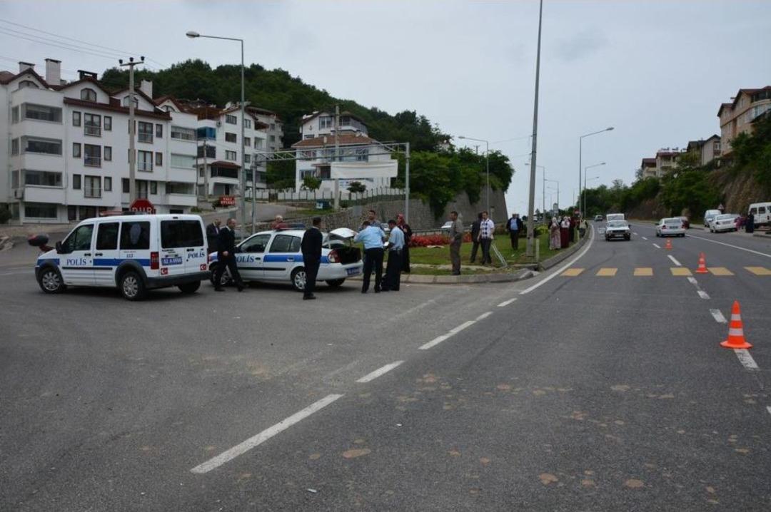 D&uuml;ğ&uuml;n Konvoyunda Kaza: 2 Yaralı