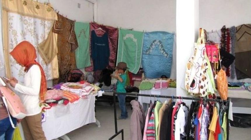 Hisarcık&rsquo;ta Eğitim Yararına Kermes