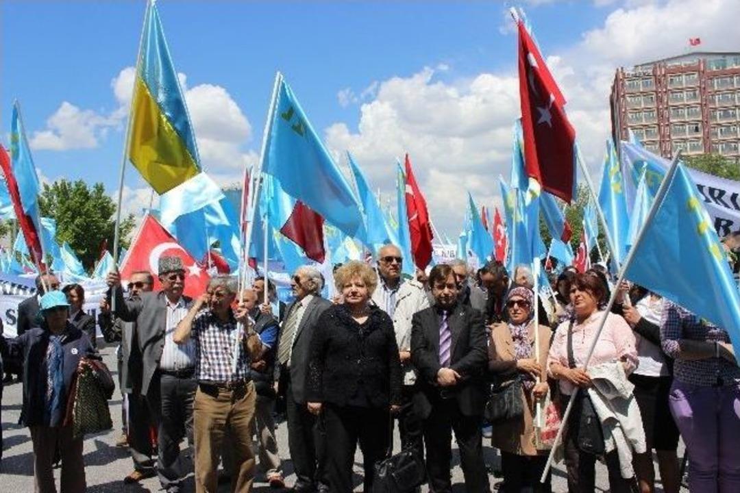 Kırım Tatar T&uuml;rklerinin S&uuml;rg&uuml;n&uuml;n&uuml;n 70.yılı Anma Mitingi