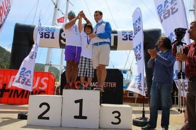 'kaş 361 Yüzme Yarışları' Renkli Görüntülere Sahne Oldu