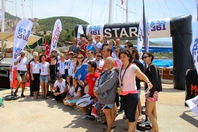 'kaş 361 Yüzme Yarışları' Renkli Görüntülere Sahne Oldu