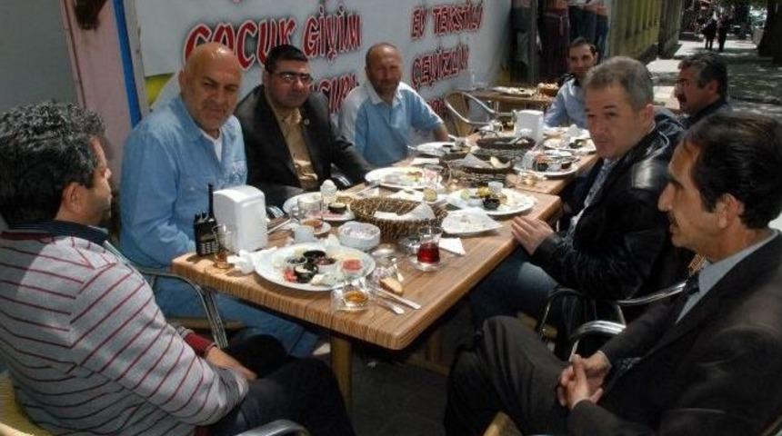 Mert Aydın&rsquo;ın Amcası Basın Mensuplarıyla Bir Araya Geldi