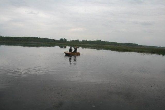 Jandarma Ka&ccedil;ak Balık Avına G&ouml;z A&ccedil;tırmıyor 2