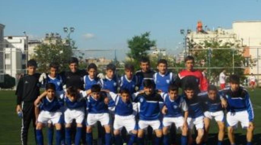 Şahinbey Belediye U-16 &lsquo;da Şampiyon