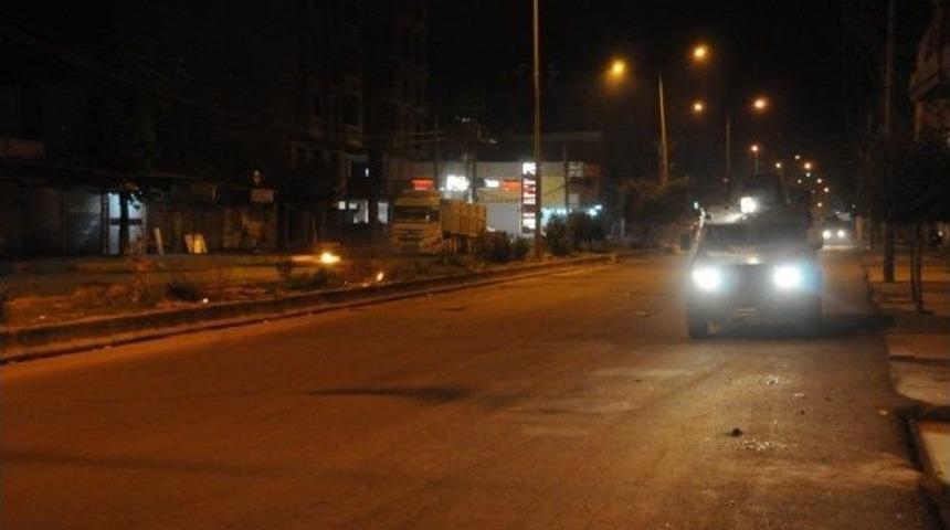 Cizre'de İzinsiz G&ouml;steriye Polis M&uuml;dahalesi