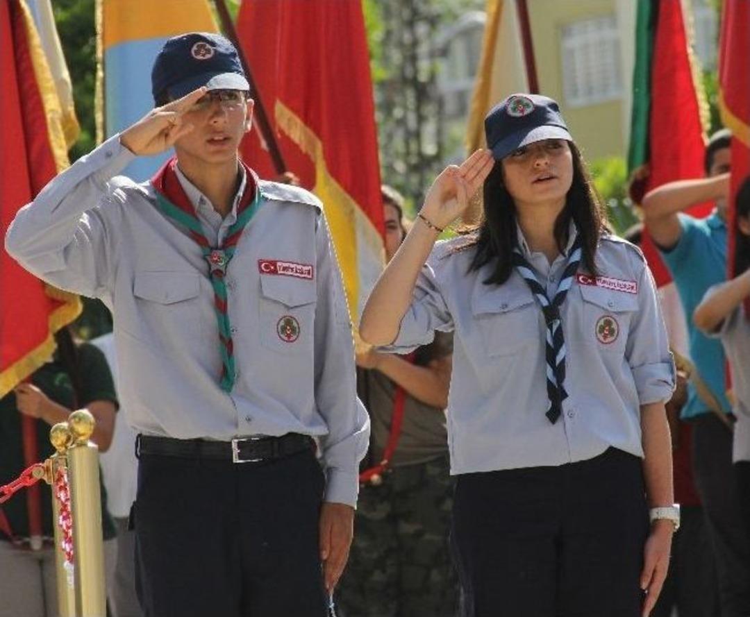 19 Mayıs'a Buruk Kutlama