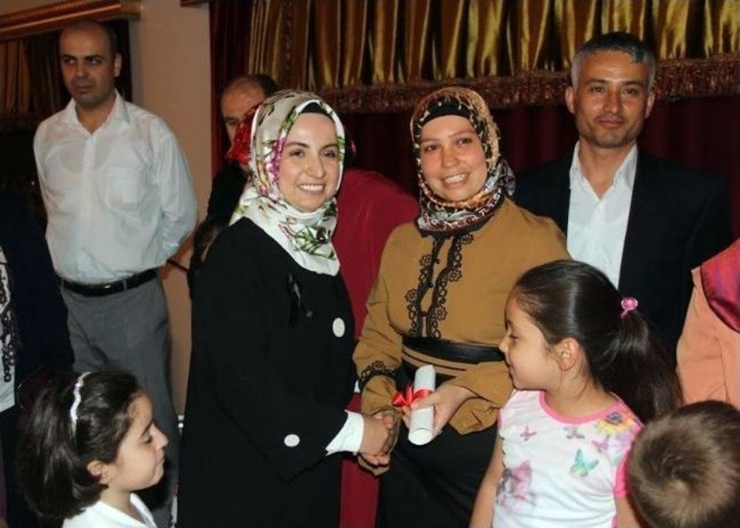 Eminevim Hatay&rsquo;da Ailelerin Y&uuml;z&uuml;n&uuml; G&uuml;ld&uuml;rd&uuml;