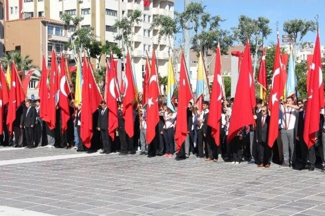 &Ccedil;anakkale'de 19 Mayıs Kutlamaları