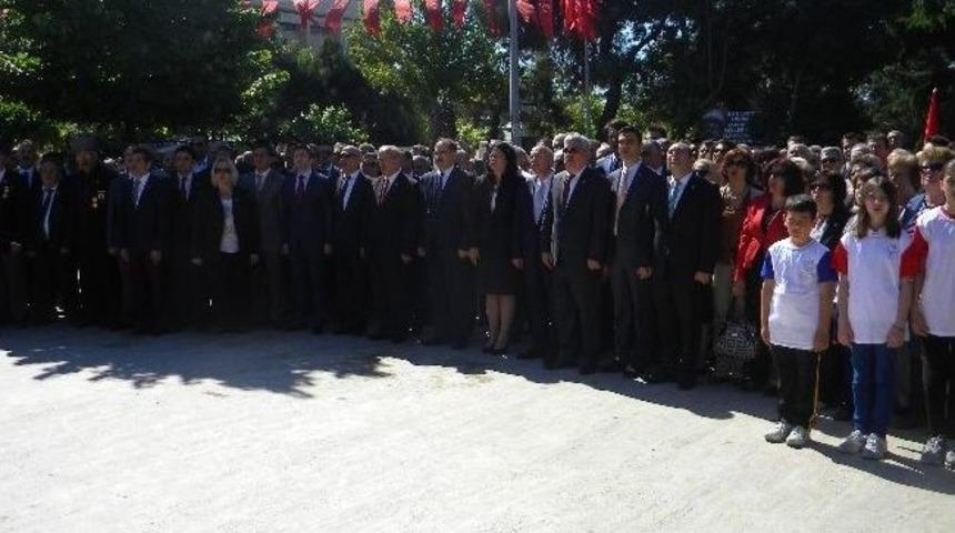 Tekirdağ&rsquo;da 19 Mayıs Atat&uuml;rk&rsquo;&uuml; Anma Gen&ccedil;lik Ve Spor Bayramı T&ouml;renle Kutlandı