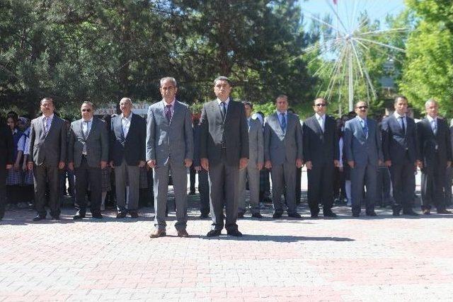 Bulanık&rsquo;ta 19 Mayıs T&ouml;reni 1