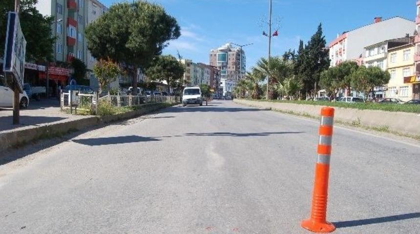 Lapseki'de Yol &Ccedil;alışmaları Başlıyor