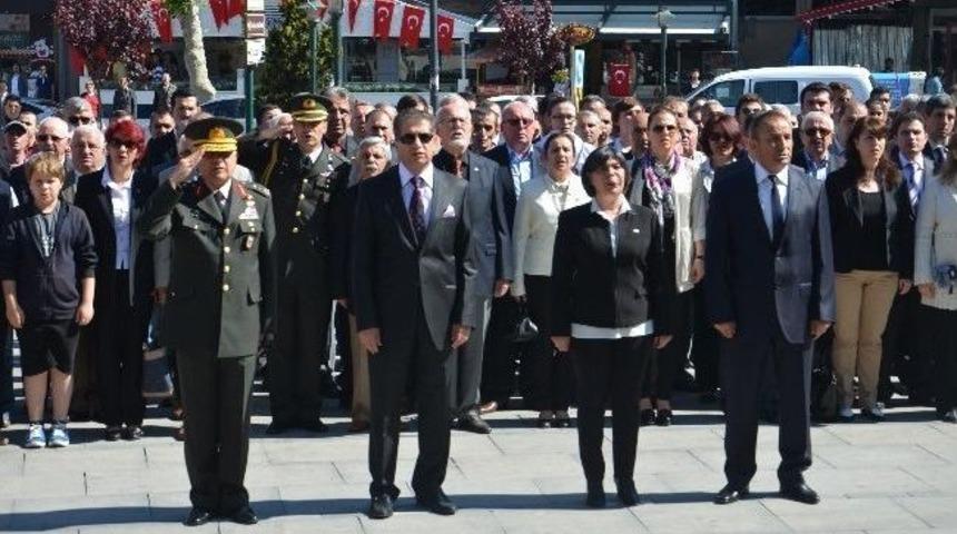 19 Mayıs Atat&uuml;rk'&uuml; Anma, Gen&ccedil;lik Ve Spor Bayramı &Ccedil;orlu'da Kutlandı