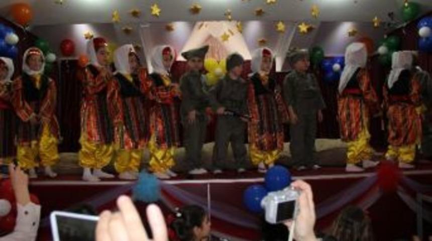 Saray Leman Seven Anaokulu Yılsonu G&ouml;sterileri D&uuml;zenledi