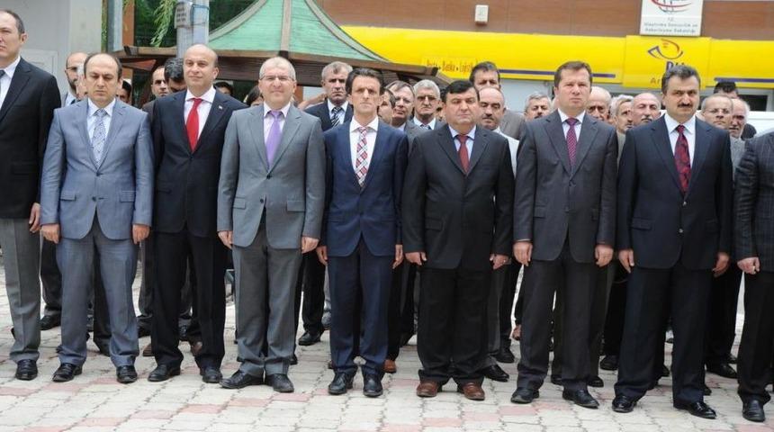 19 Mayıs Atat&uuml;rk'&uuml; Anma, Gen&ccedil;lik Ve Spor Bayramı