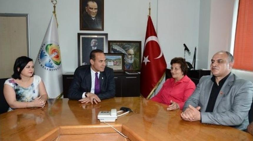 S&ouml;zl&uuml;: "toplumsal Hafızayı Diri Tutmalıyız"