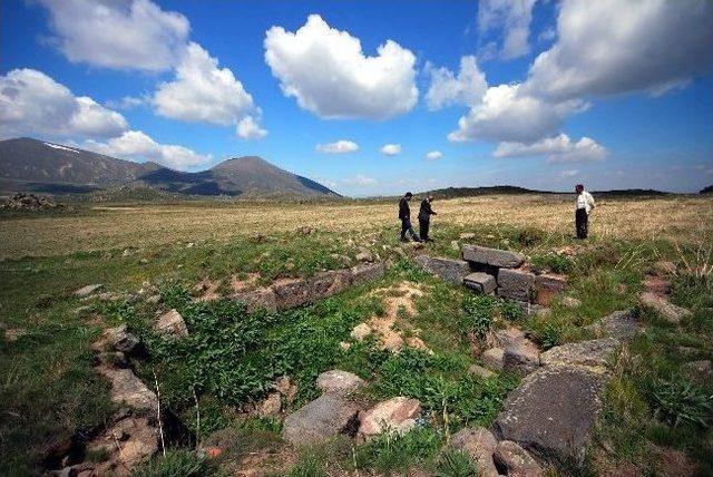 Erciyes’in Eteklerinde Tarih Yatıyor