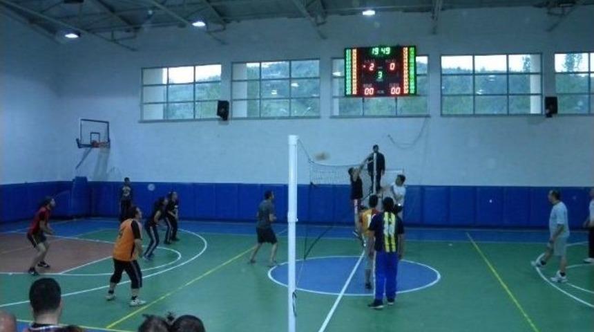 Bahar Voleybol Turnuvası Sona Erdi