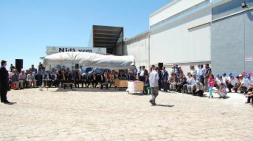 Eskil'de Yem Fabrikası A&ccedil;ıldı