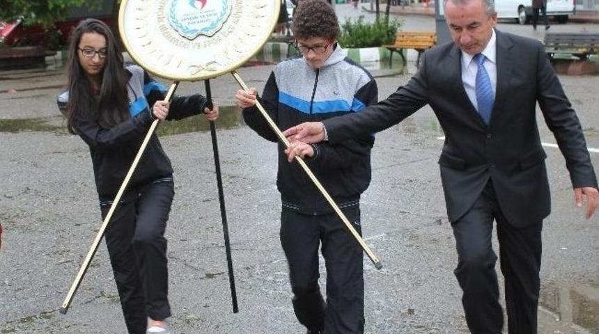 G&ouml;rele&rsquo;de Buruk 19 Mayıs T&ouml;reni