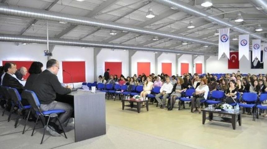 T&uuml;rkiye&rsquo;nin 10 Yıl İ&ccedil;inde 75 Bin İngilizce &Ouml;ğretmenine İhtiyacı Var