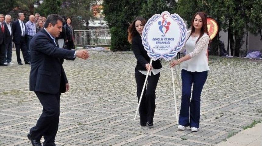 G&uuml;m&uuml;şhane&rsquo;de 19 Mayıs Atat&uuml;rk&rsquo;&uuml; Anma, Gen&ccedil;lik Ve Spor Bayramı