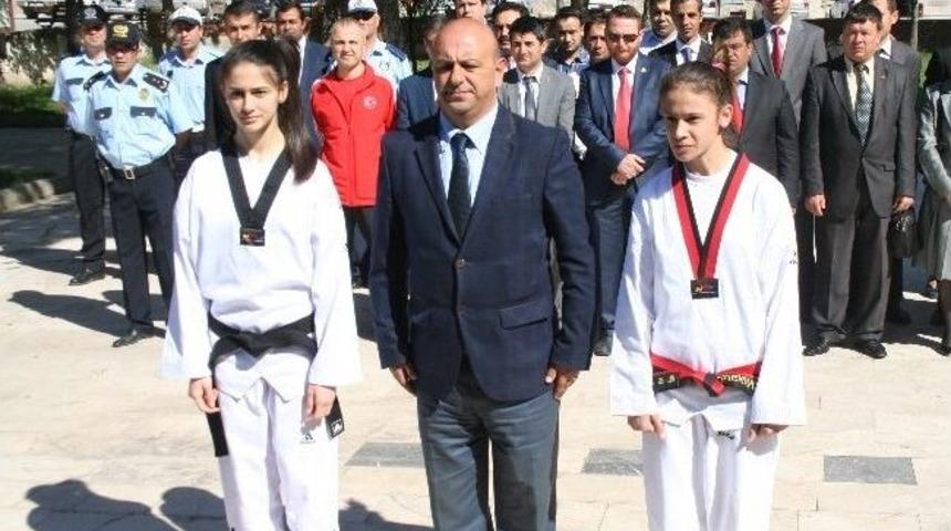 Osmaneli'de 19 Mayıs T&ouml;reni