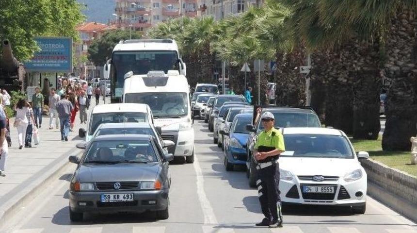 &Ccedil;anakkale'de D&ouml;n&uuml;ş Yoğunluğu Başladı