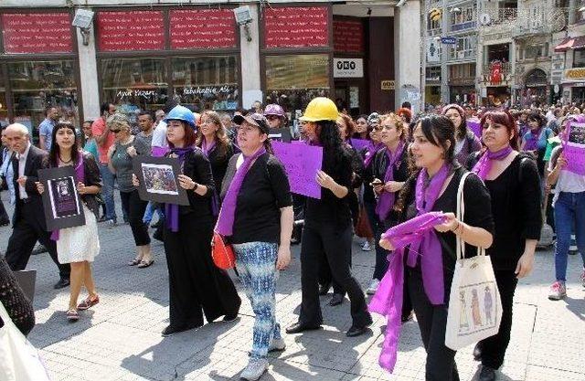 Halkevleri Üyesi Kadınlar, Soma İçin Yürüdü