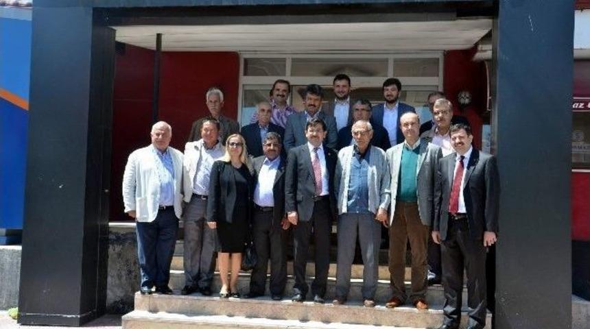 Ak Parti Eskişehir Heyeti Mahmudiye&rsquo;de