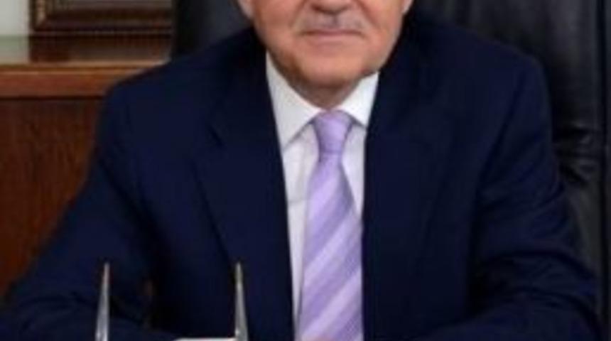 Balıkesir B&uuml;y&uuml;kşehir Belediye Başkanı Ahmet Edip Uğur'dan 19 Mayıs Mesajı