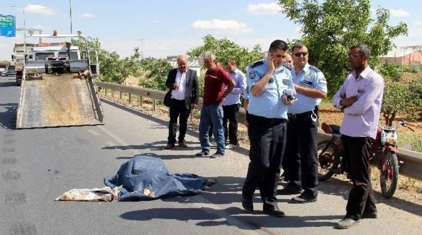 Gaziantep'te Trafik Kazası: 1 &Ouml;l&uuml;