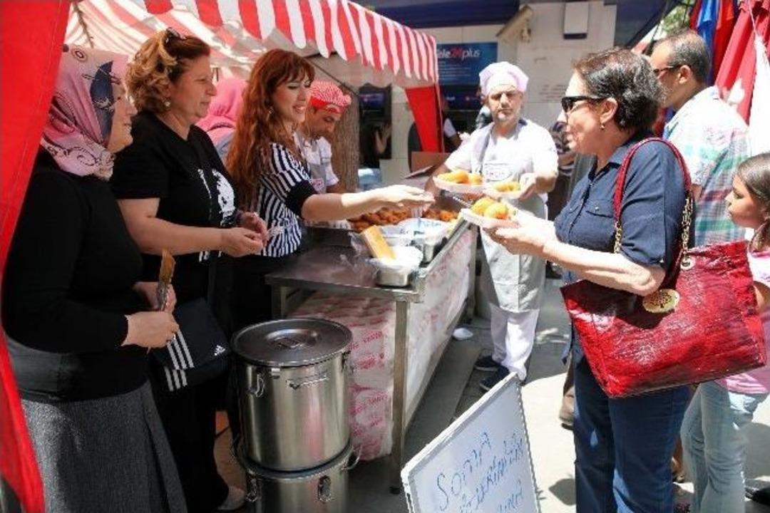 Bayraklı&rsquo;da 19 Mayıs Buruk Kutlandı