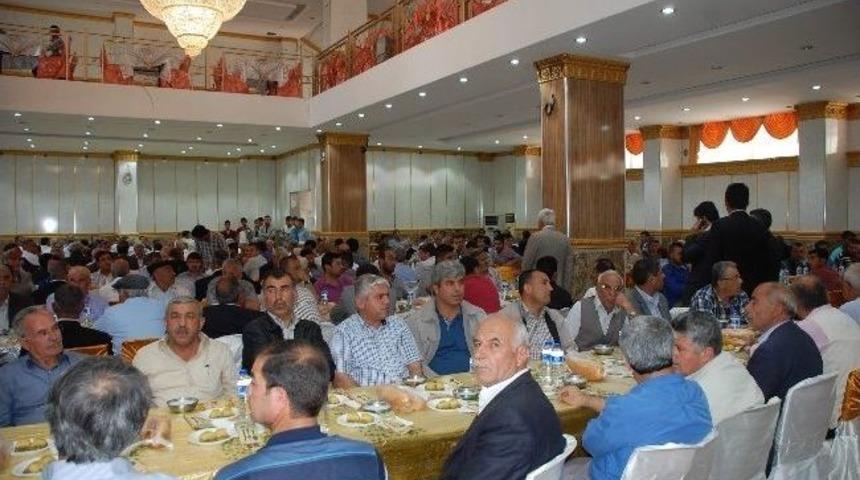 Barış Yemeğinde G&ouml;zyaşı Aktı