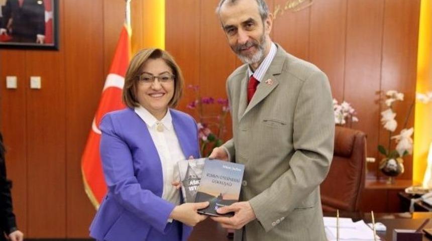 Slovenya B&uuml;y&uuml;kel&ccedil;isi Başkan Şahin&rsquo;i Ziyaret Etti