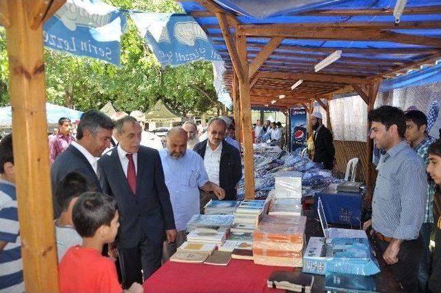 Gölbaşı'nda Semerkant Vakfı Kermes Açtı