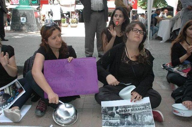 &Ouml;len Madencilerin İsimlerini Yola Yazdılar 2