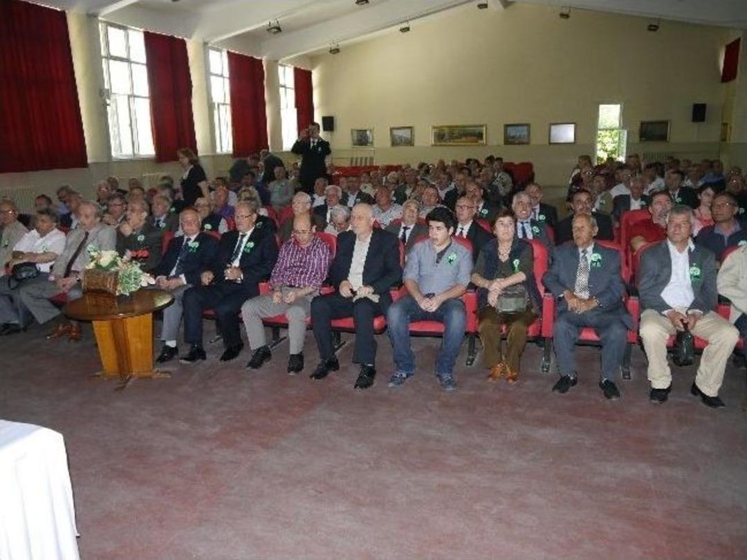 Mezunlar Okulun Pilav G&uuml;n&uuml;nde Bir Araya Geldi