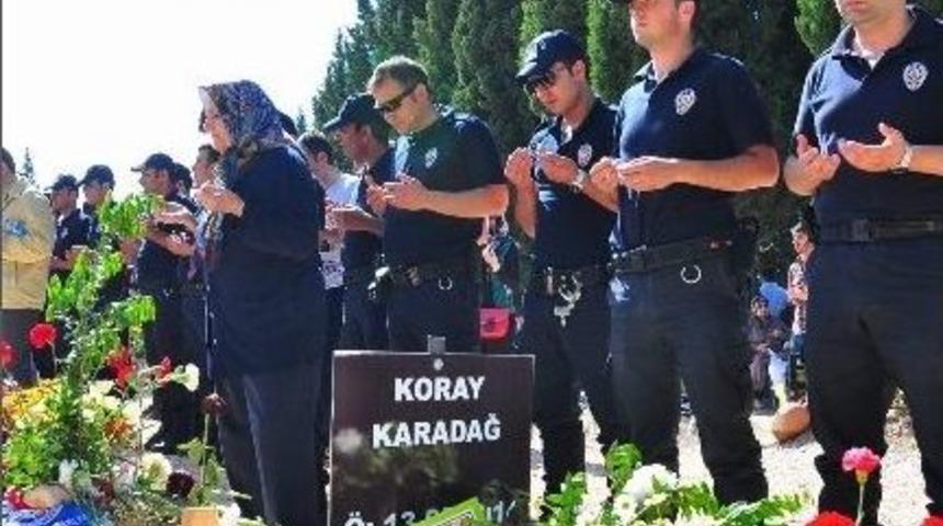 &Ccedil;evik Kuvvetten Soma Şehitlerine Ziyaret