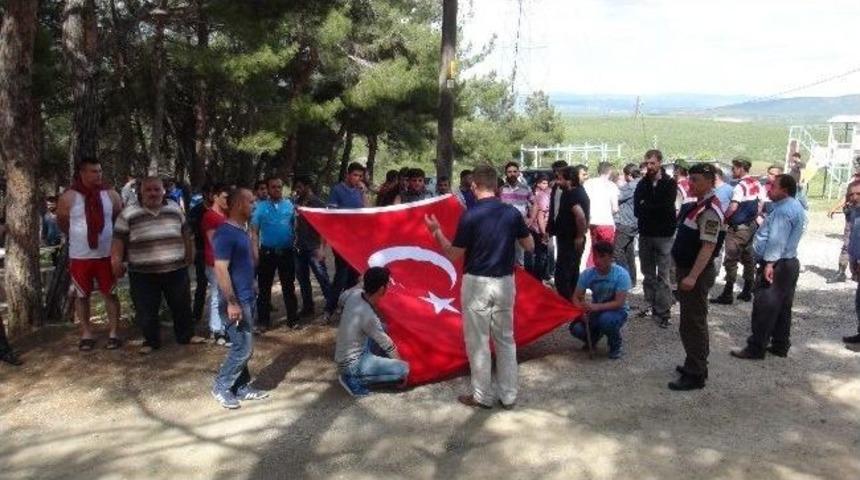 Uşak&rsquo;ta &Ouml;len H&uuml;k&uuml;ml&uuml;y&uuml; Anma Etkinliğinde Gerginlik