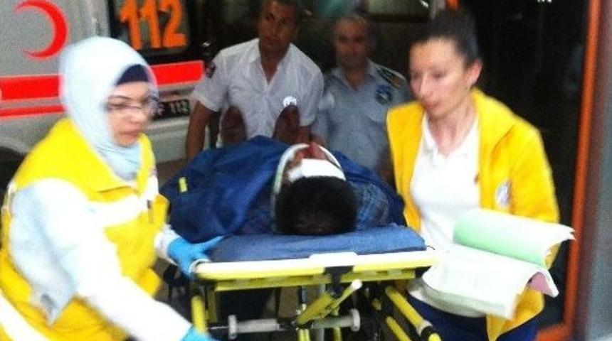 Otomobille Motosiklet &Ccedil;arpıştı: 1 &Ouml;l&uuml;, 5 Yaralı