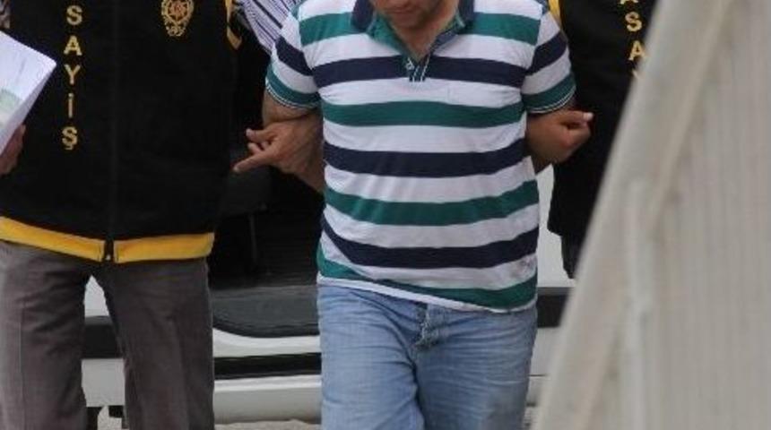 Kapka&ccedil; Yaptı, Yakalanınca "&ccedil;ocuğum A&ccedil;" Diye Ağladı