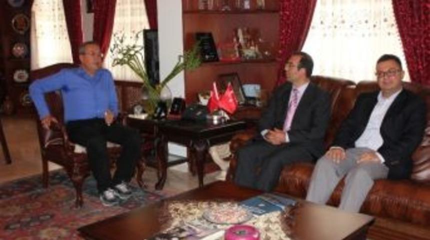 Tabibler Odası Y&ouml;netiminden &Uuml;nver&rsquo;e Ziyaret