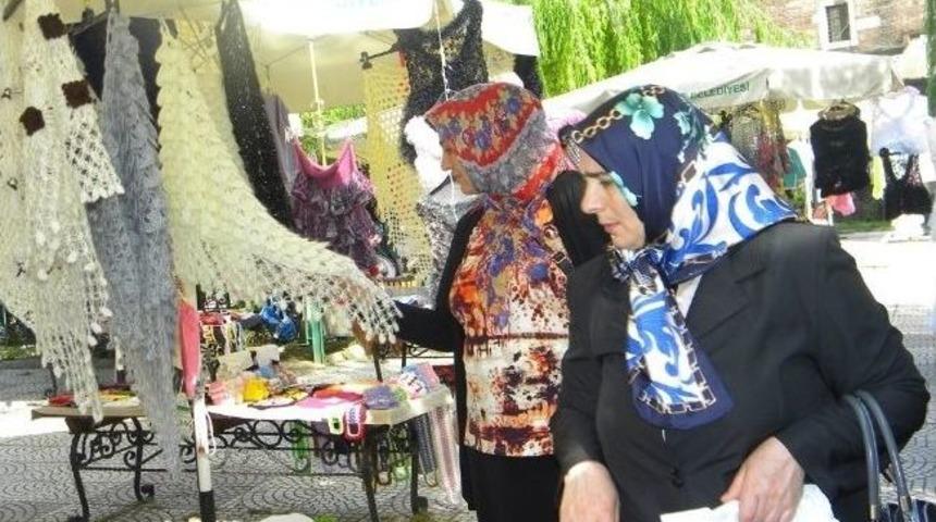 Turistlerden Emek Pazarına Yoğun İlgi