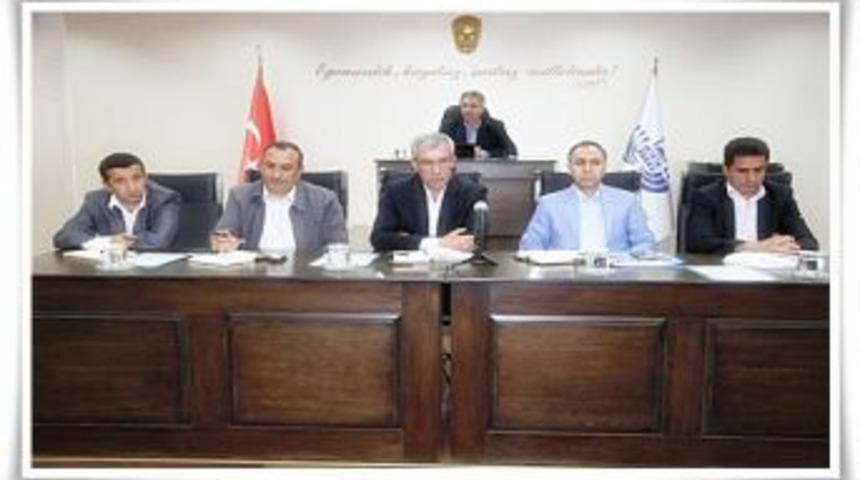 Yanılmaz: &ldquo;Hizmette C&ouml;mert Harcamada Cimri Olacağız&rdquo;