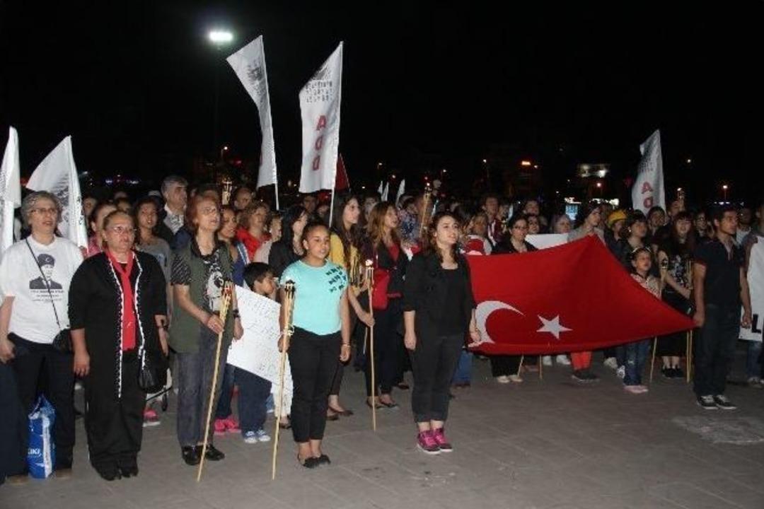 Chp Sakarya İl Gen&ccedil;lik Kolları Soma İ&ccedil;in Y&uuml;r&uuml;d&uuml;