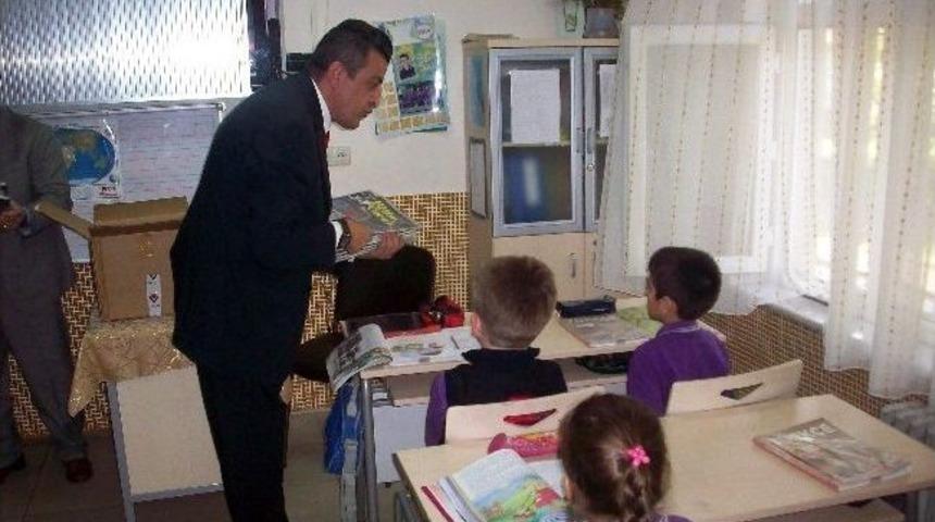 Aydın&rsquo;da T&uuml;bitak Bilim Ve &Ccedil;ocuk Dergi Dağıtımı Yapıldı