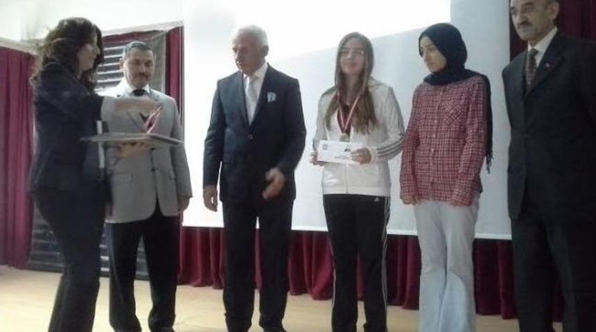 &Ouml;zel Sevgi &Ccedil;i&ccedil;eği İlk&ouml;ğretim Okulunun Başarısı