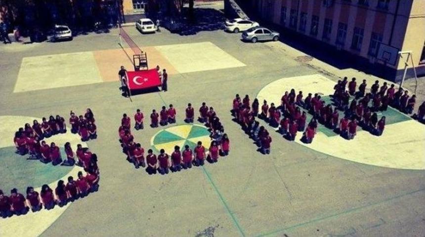 &Ouml;ğrencilerden Soma&rsquo;ya Destek