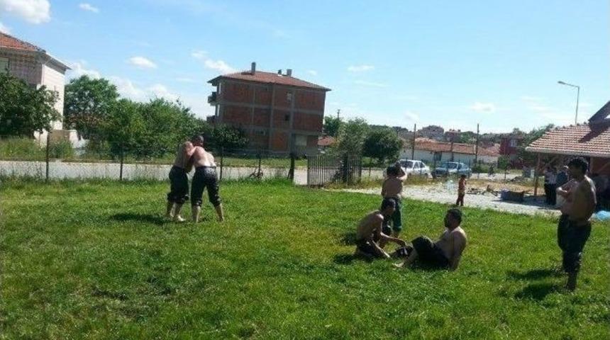 Pehlivanlar &Ccedil;imene Ayak Bastı